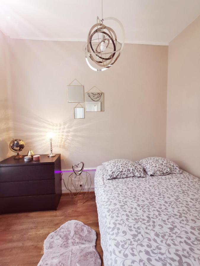 Le Moderne - Appartement Troyes Centre Esterno foto